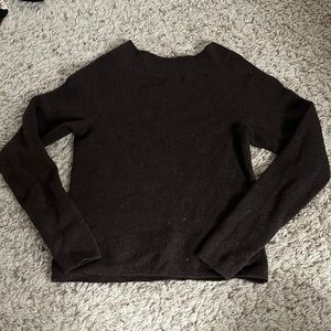 Sarah Spencer M sweater